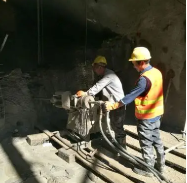 元门乡水下抗分散灌浆料特点 水下不分散注浆料介绍